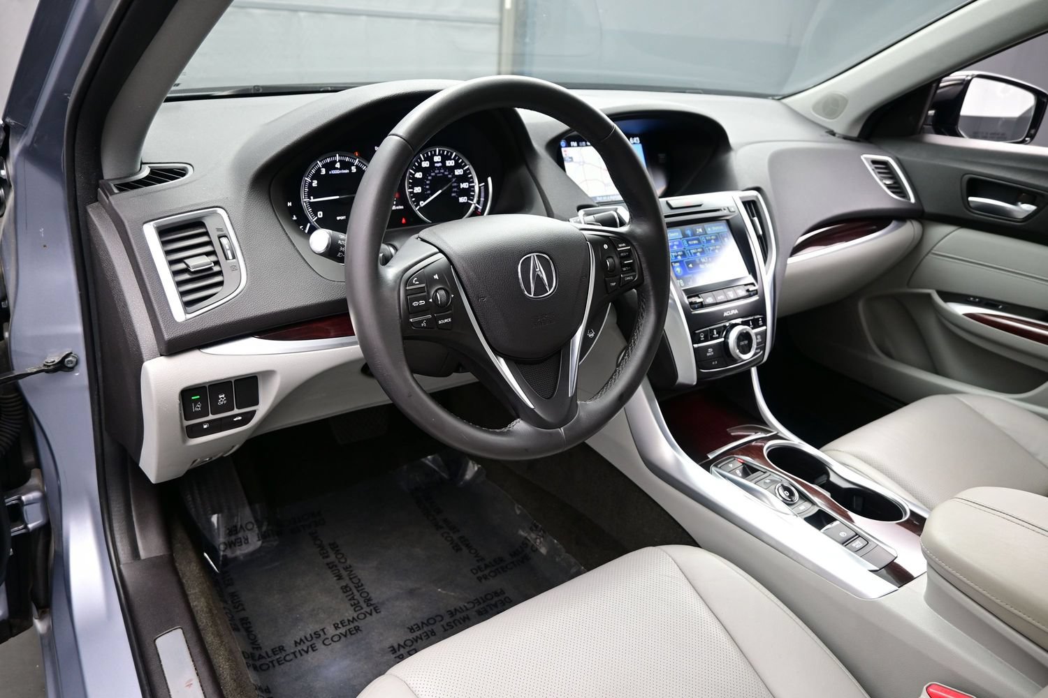 Used 2015 Acura TLX w/ Technology Package FWD image 12