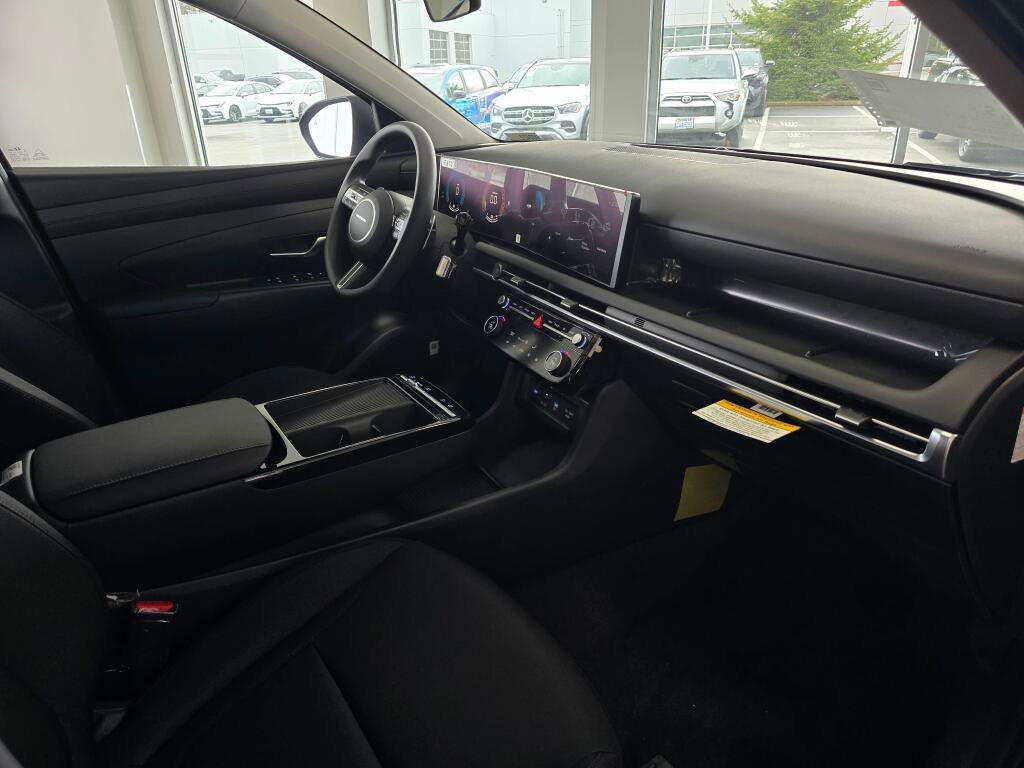 New 2026 Hyundai Tucson Blue SE image 44