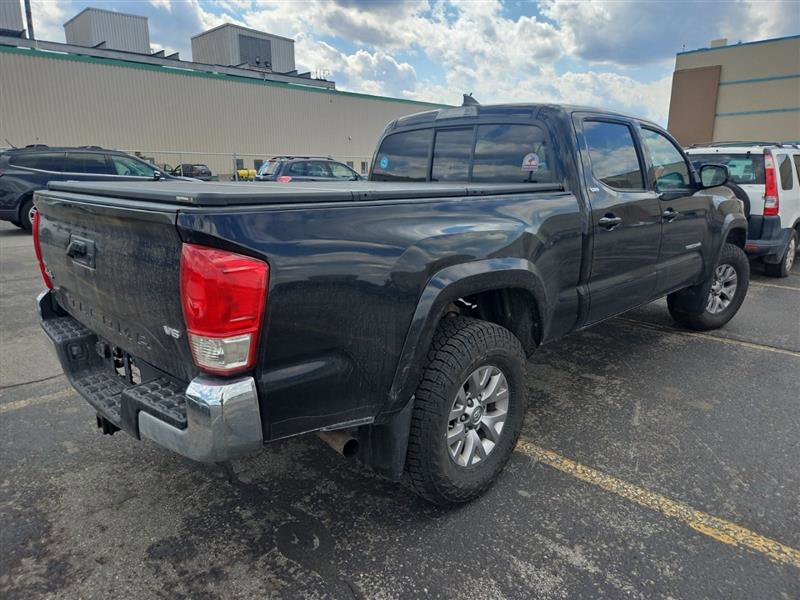 Used 2017 Toyota Tacoma SR5 w/ Tow Package image 5