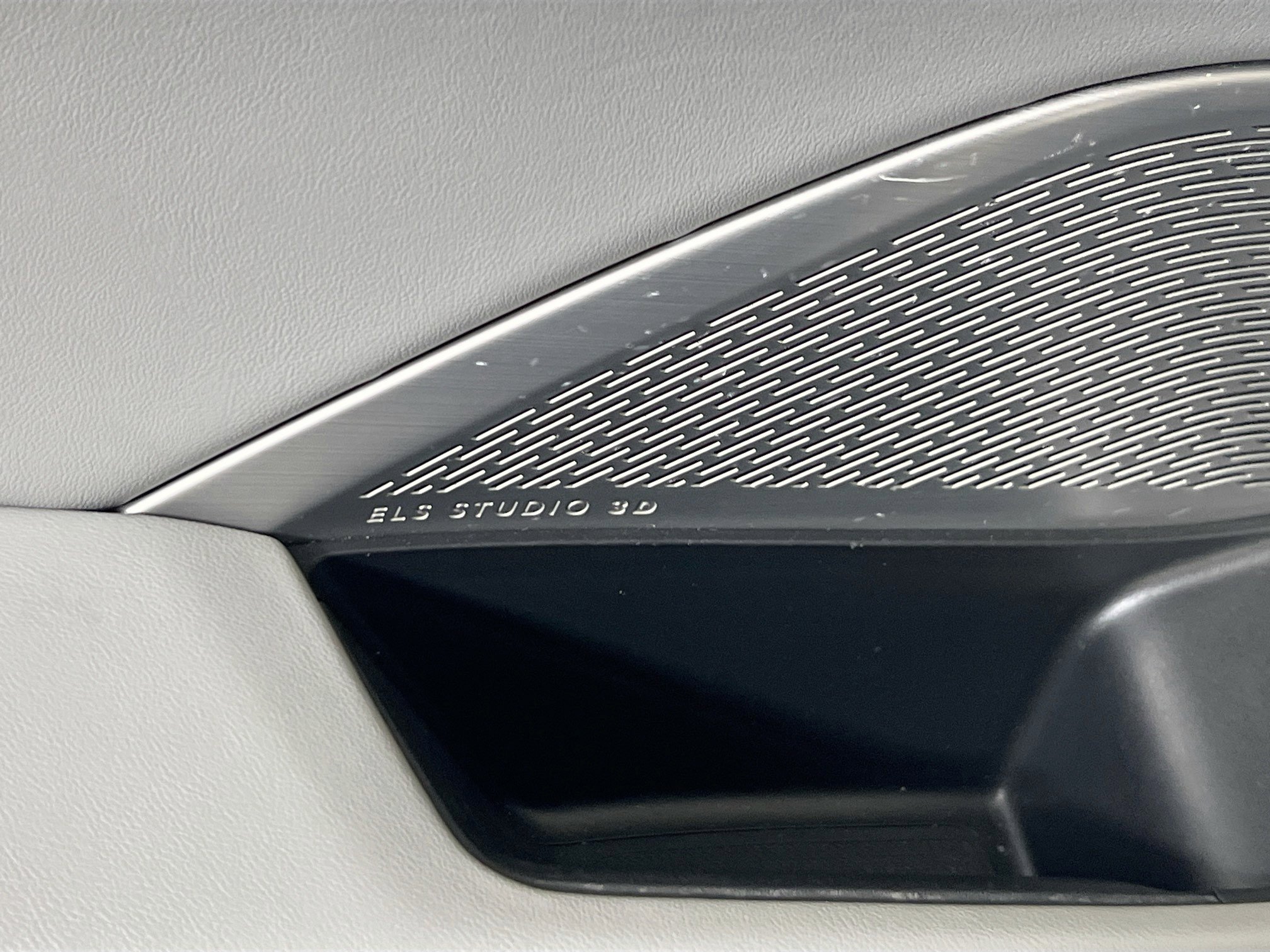 Used 2022 Acura MDX SH-AWD w/ Advance Package image 19