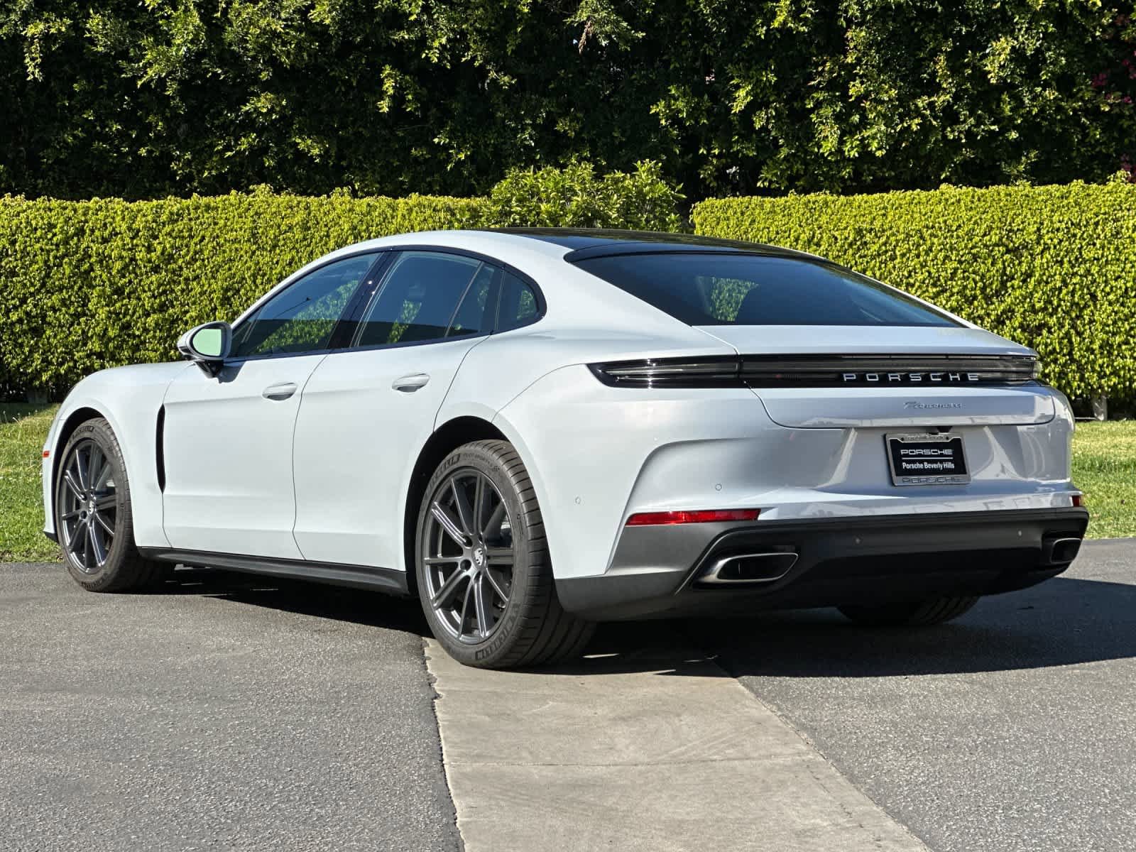 New 2026 Porsche Panamera 4 AWD/4WD image 3