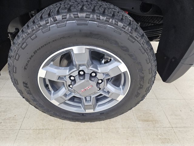 New 2026 GMC Sierra 2500 SLE w/ SLE Value Package; AWD/4WD image 14