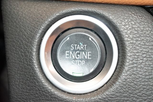 Used 2024 Cadillac XT4 Sport AWD/4WD image 28