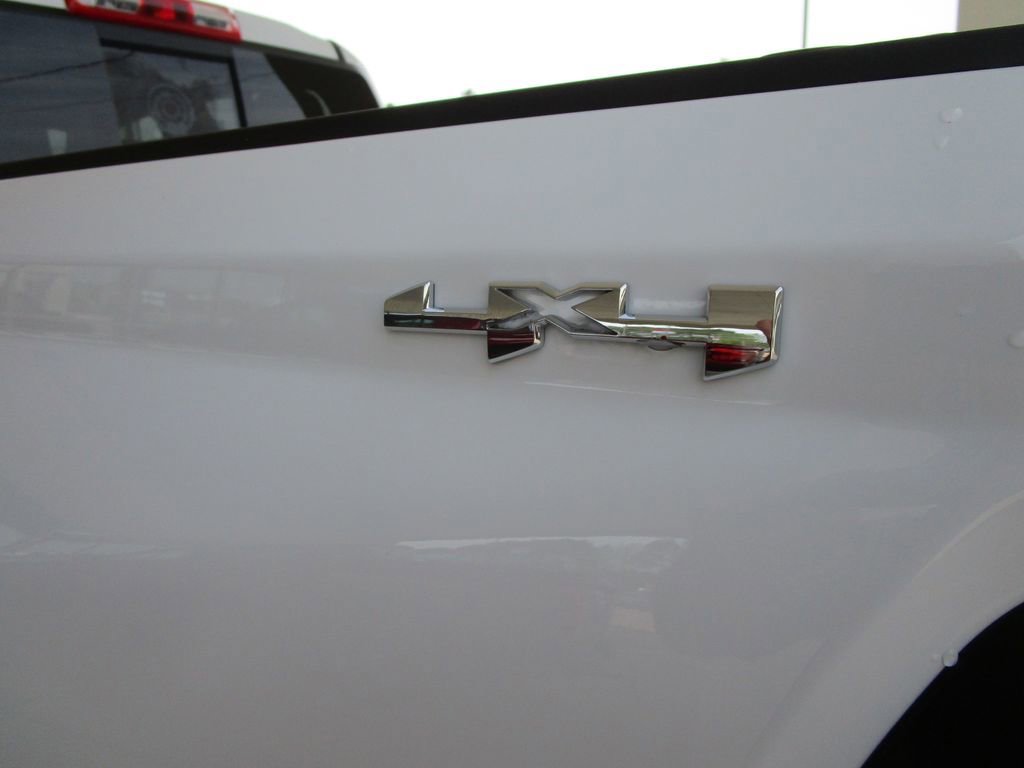 New 2026 GMC Canyon Elevation image 11