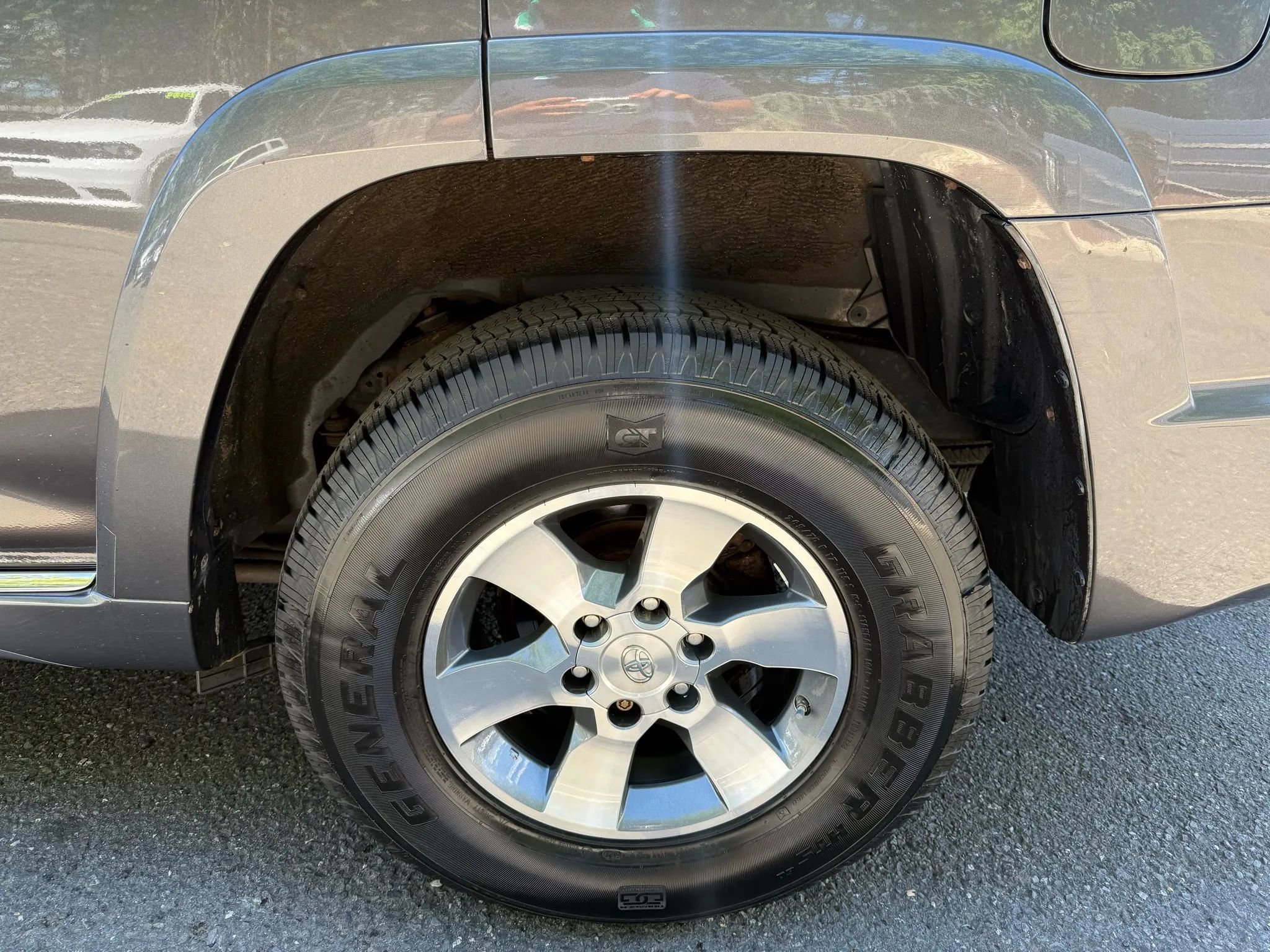 Used 2010 Toyota 4Runner SR5 image 33