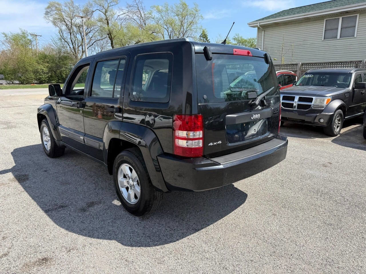 Used 2012 Jeep Liberty Sport AWD/4WD image 18