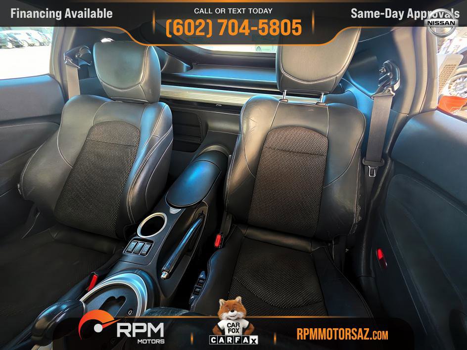 Used 2015 Nissan 370Z Touring image 11