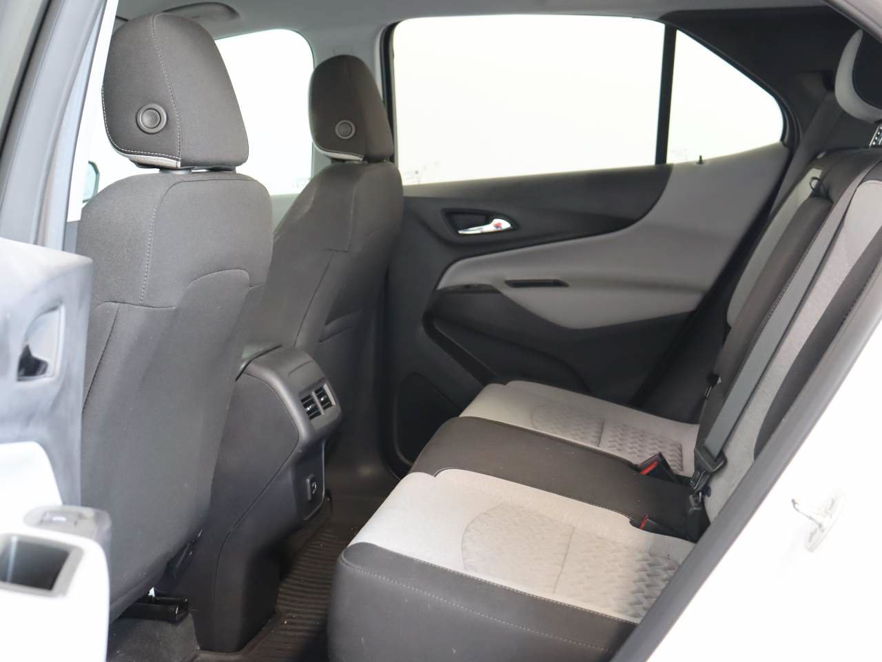 Used 2024 Chevrolet Equinox LS w/ LS Convenience Package FWD image 14