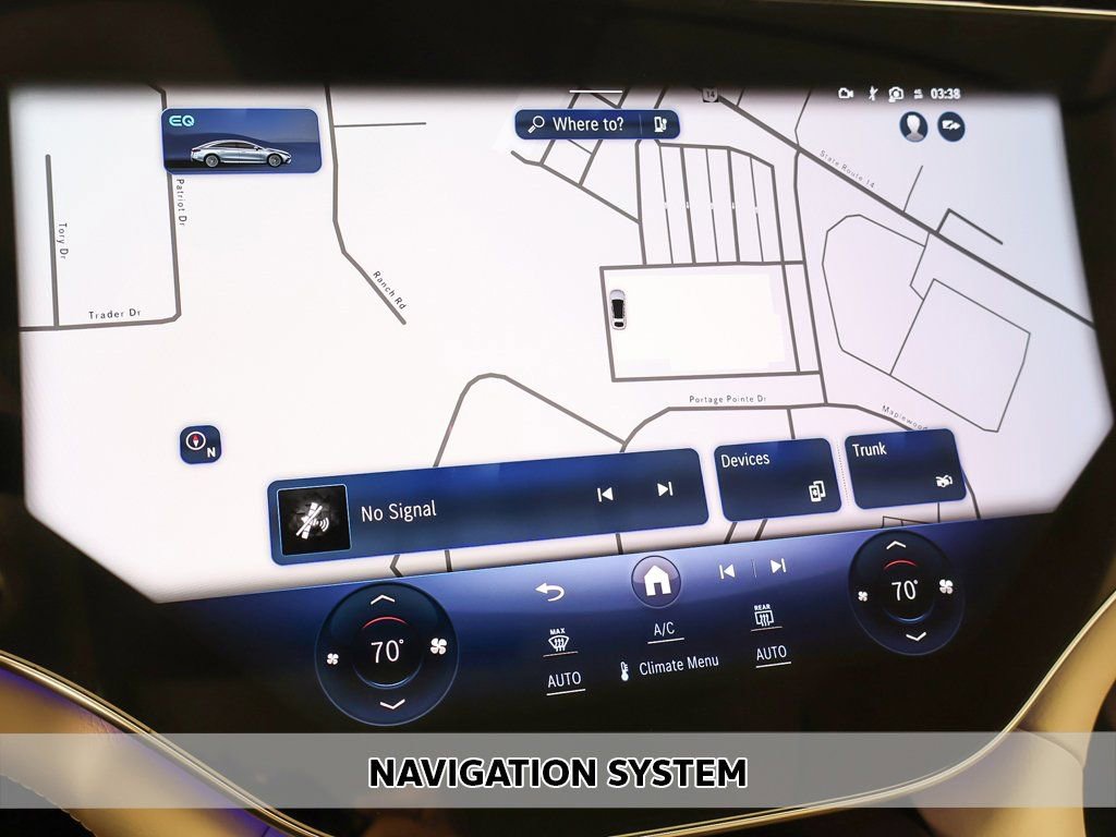 Used 2023 Mercedes-Benz EQS 580 4MATIC Sedan image 3