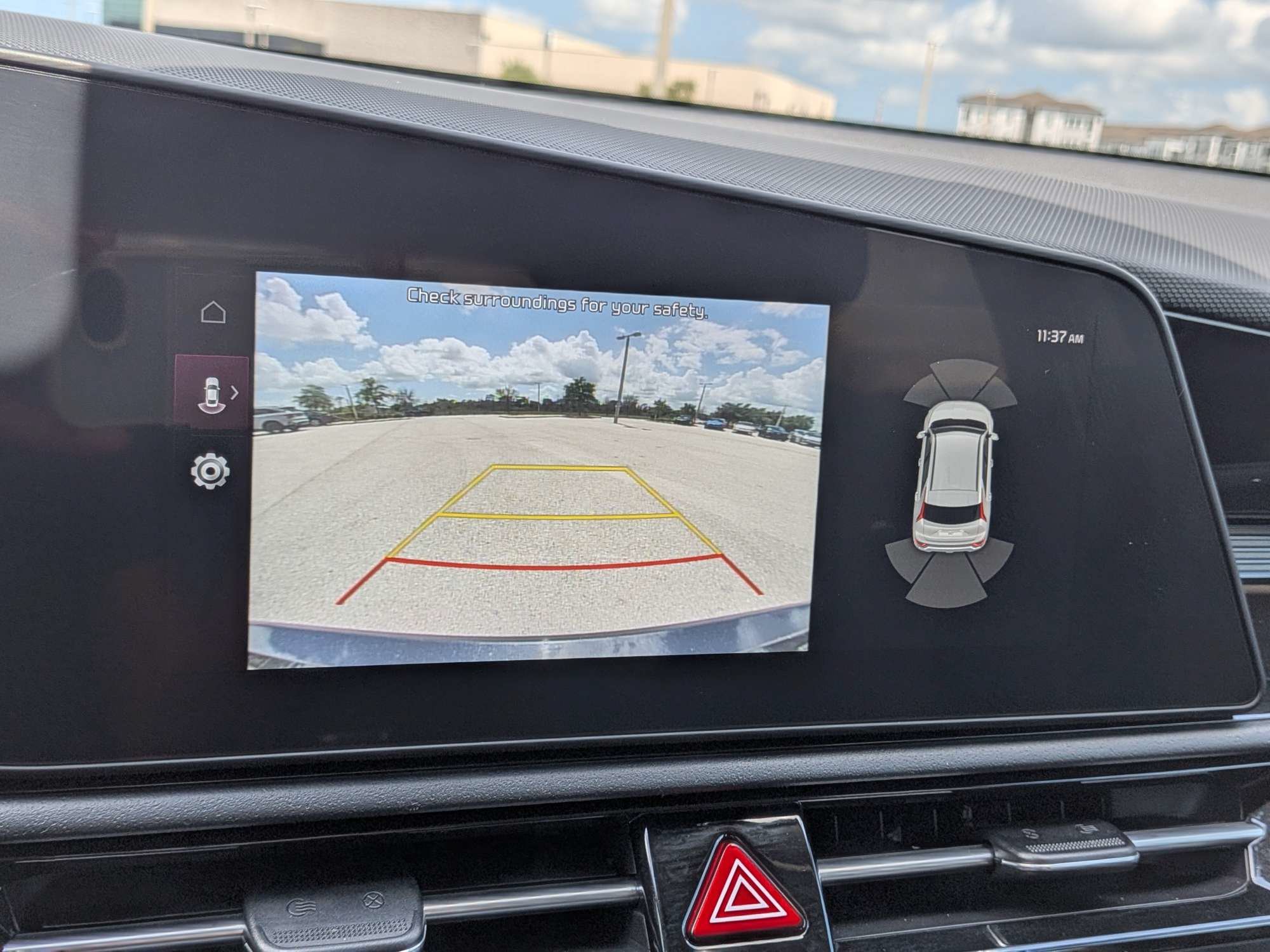 Certified 2024 Kia Niro SX Touring FWD image 29