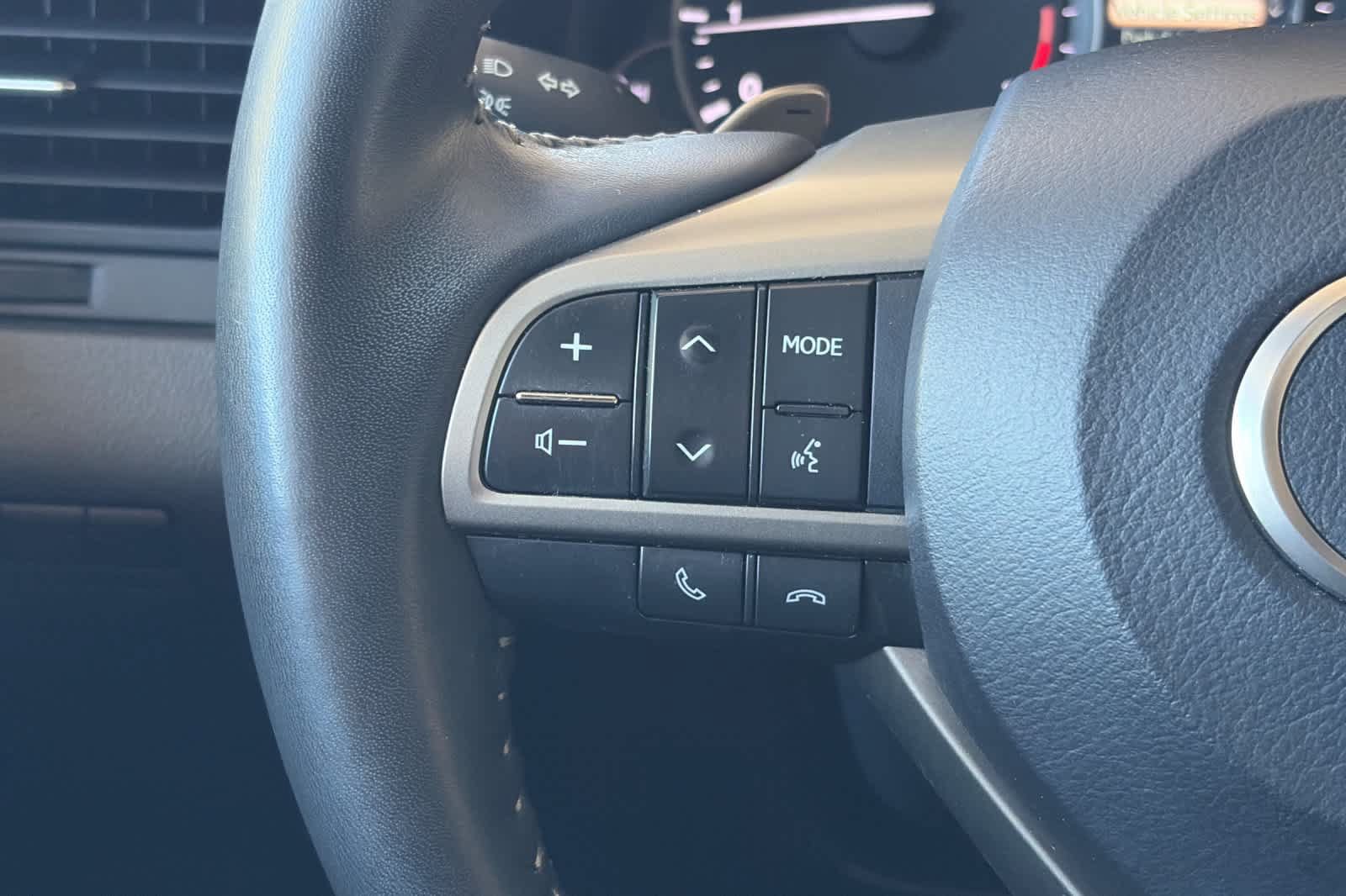 Used 2022 Lexus RX 350 FWD w/ Premium Package image 25