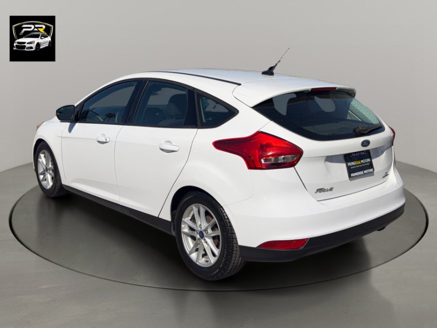 Used 2016 Ford Focus SE FWD image 3