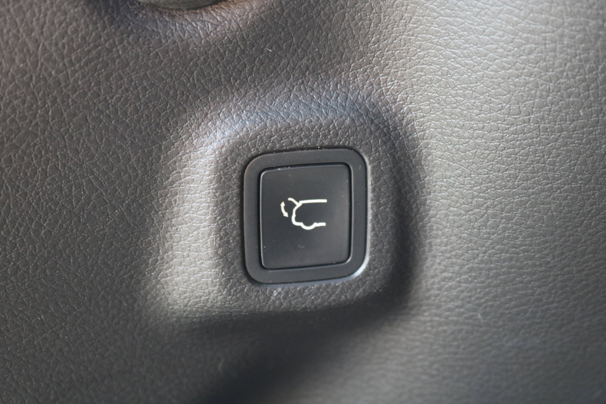 Used 2017 Jeep Compass Trailhawk w/ Leather Interior Group image 36