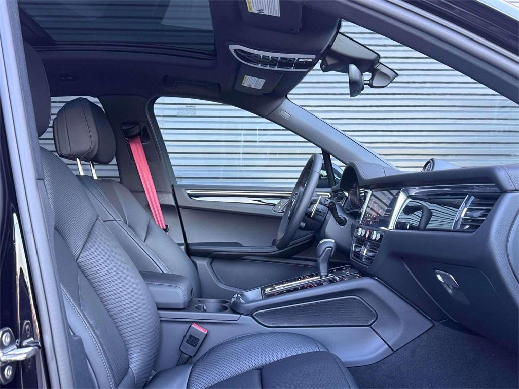 New 2026 Porsche Macan S AWD/4WD image 17