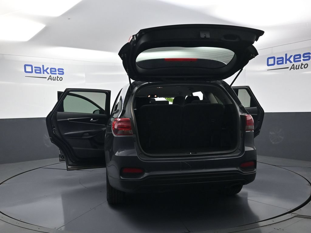 Used 2020 Kia Sorento FWD V6 image 54