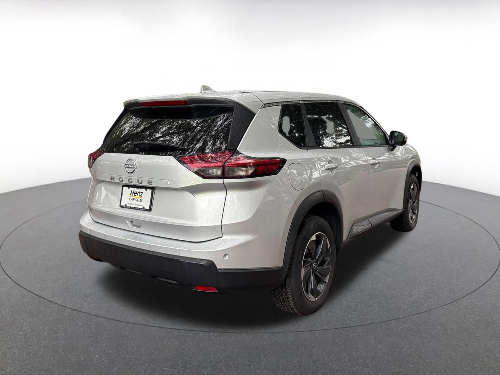 Used 2025 Nissan Rogue SV FWD image 7