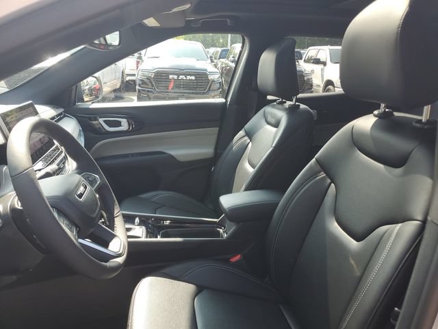 New 2026 Jeep Compass Limited w/ Sun, Sound & Navigation Group AWD/4WD image 18