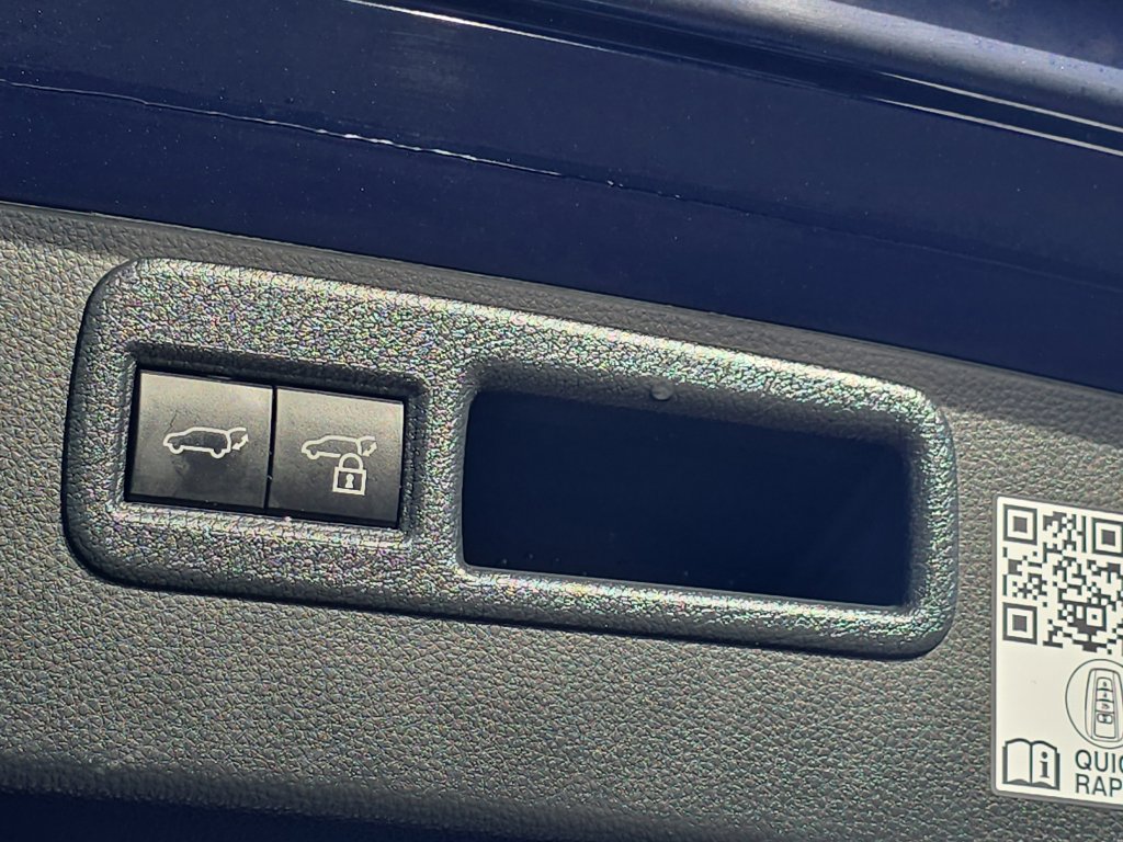 Certified 2023 Toyota Venza XLE image 11