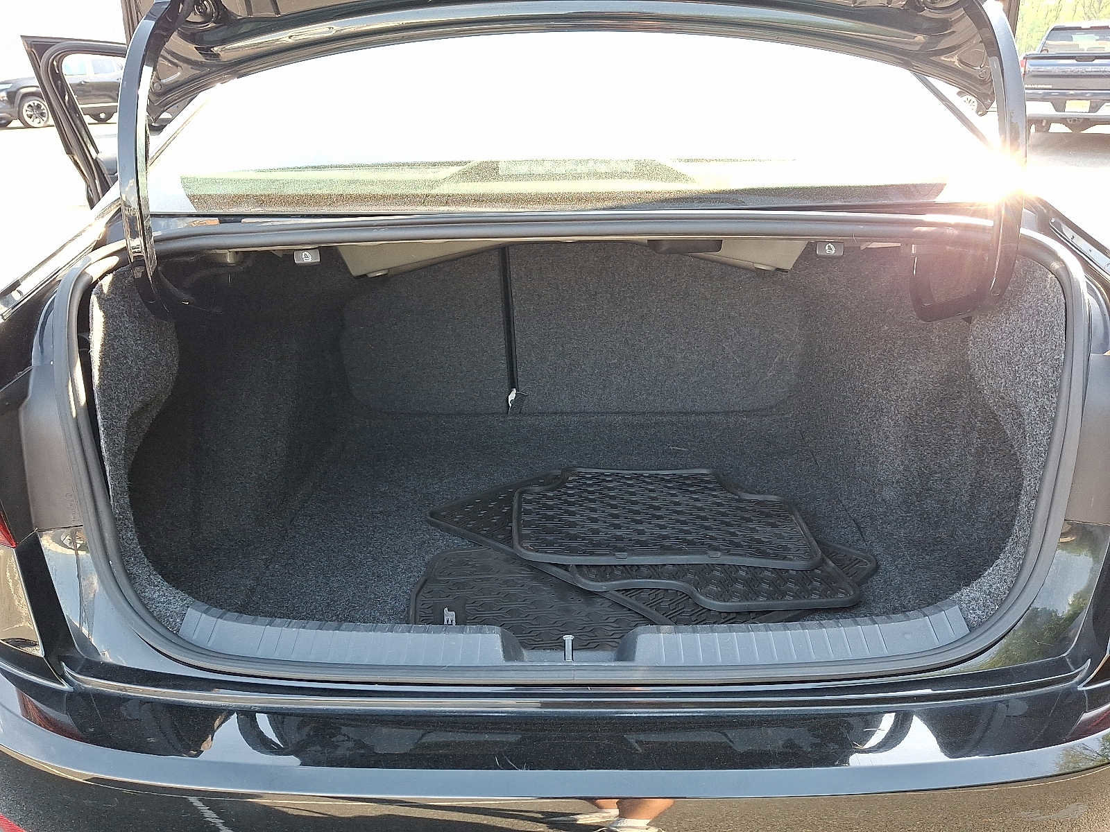 Used 2019 Volkswagen Jetta S w/ Driver Assistance Package FWD image 28