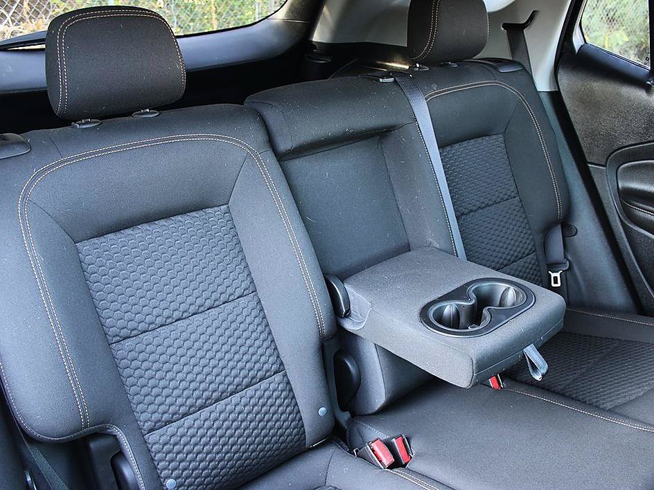 Used 2020 GMC Terrain SLE w/ Elevation Edition FWD image 25