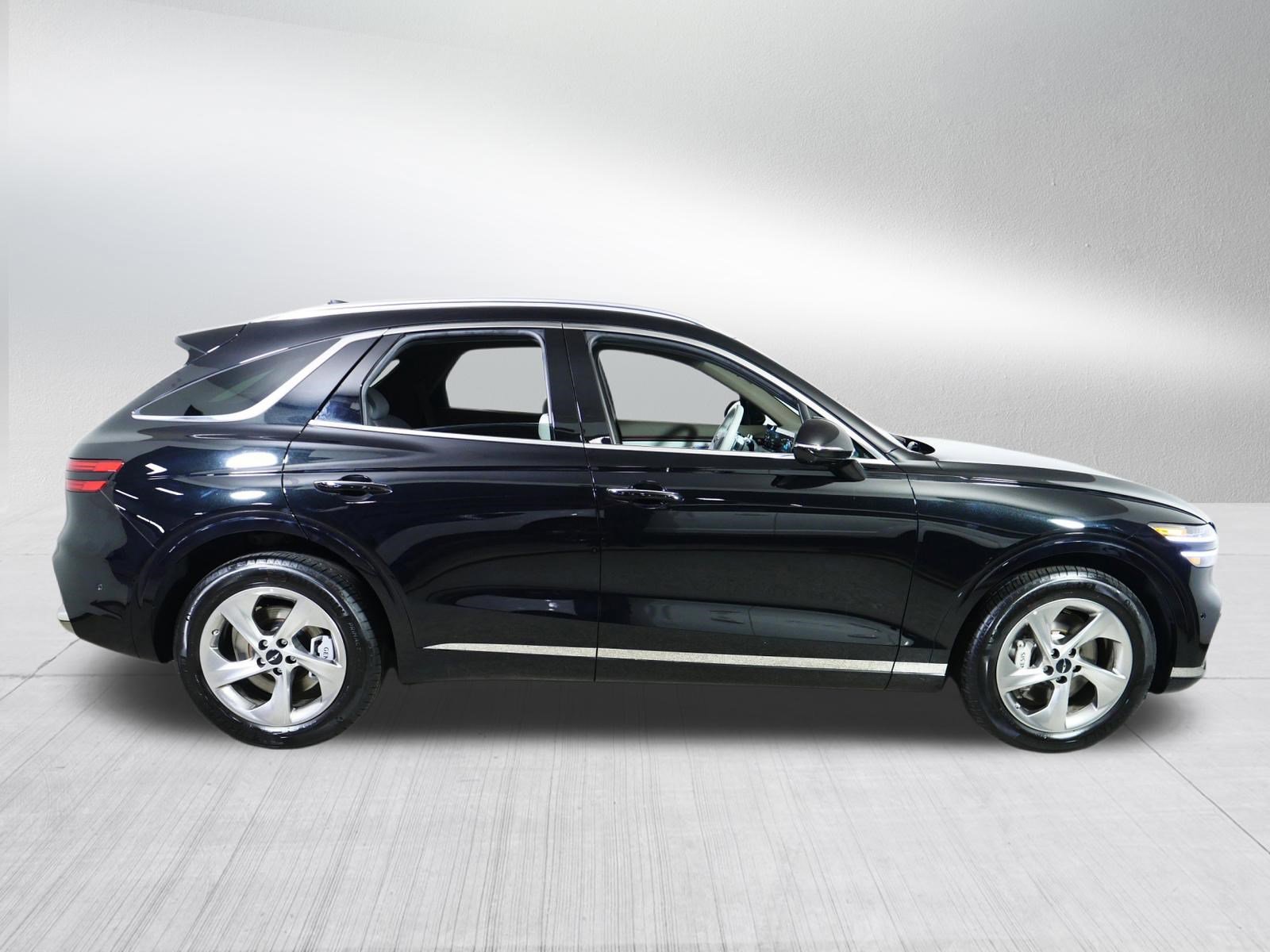 Certified 2026 Genesis GV70 2.5T Advanced AWD/4WD image 8