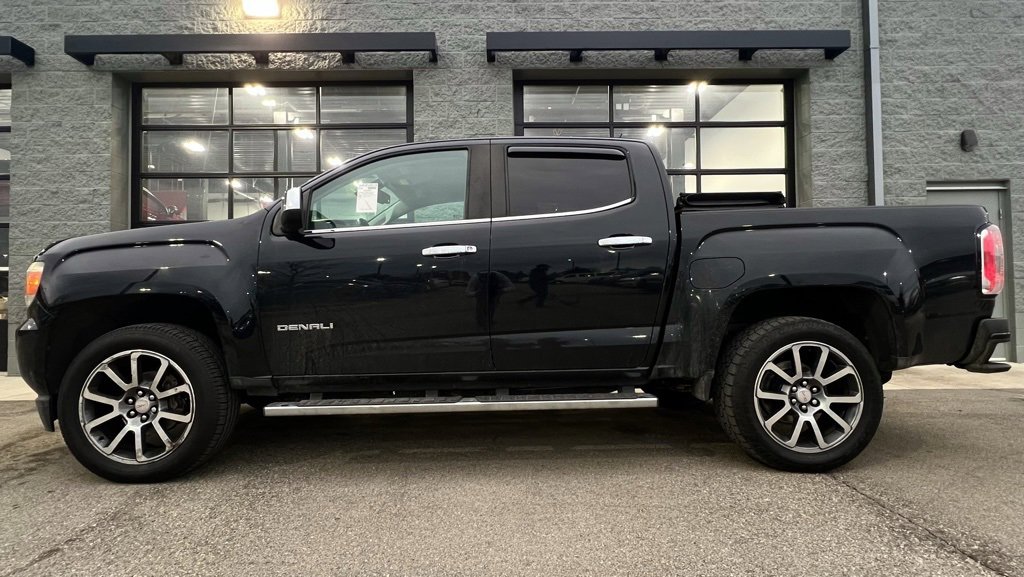 Used 2018 GMC Canyon Denali image 4