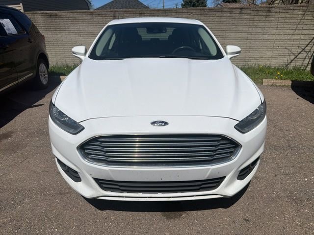 Used 2016 Ford Fusion SE AWD/4WD image 2
