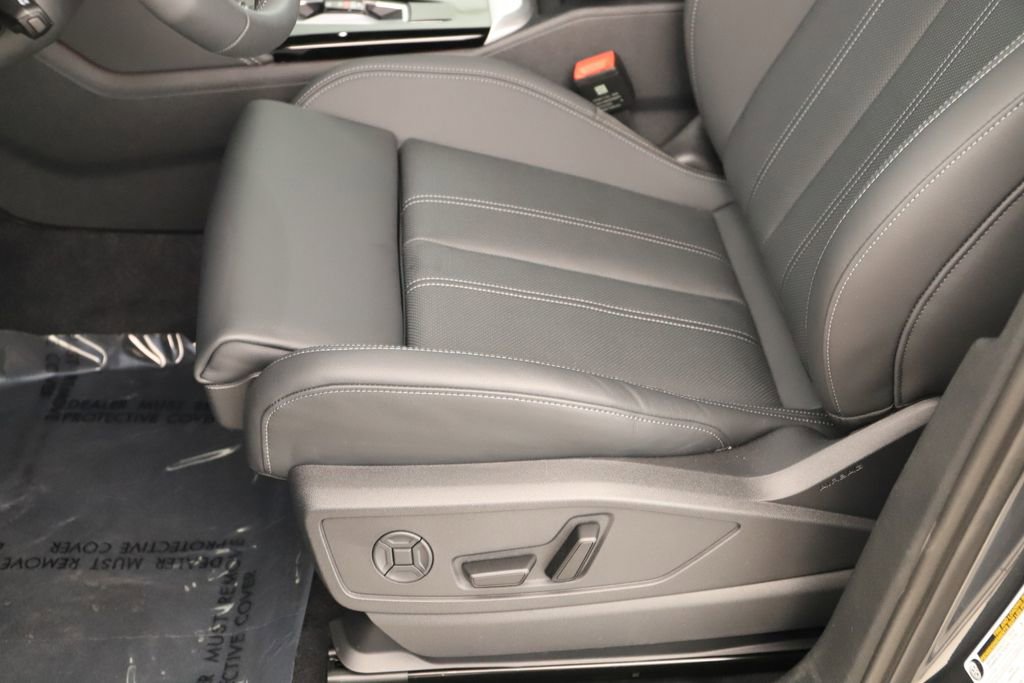 New 2025 Audi Q5 Premium Plus image 24