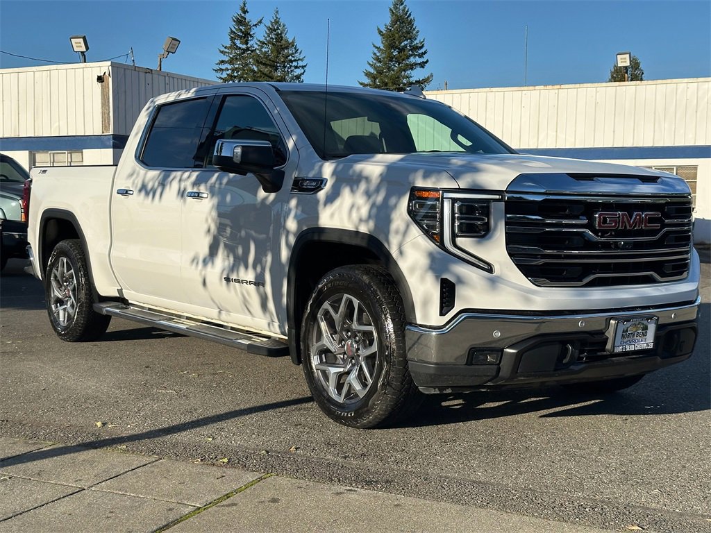 Used 2024 GMC Sierra 1500 SLT w/ SLT Premium Plus Package image 4