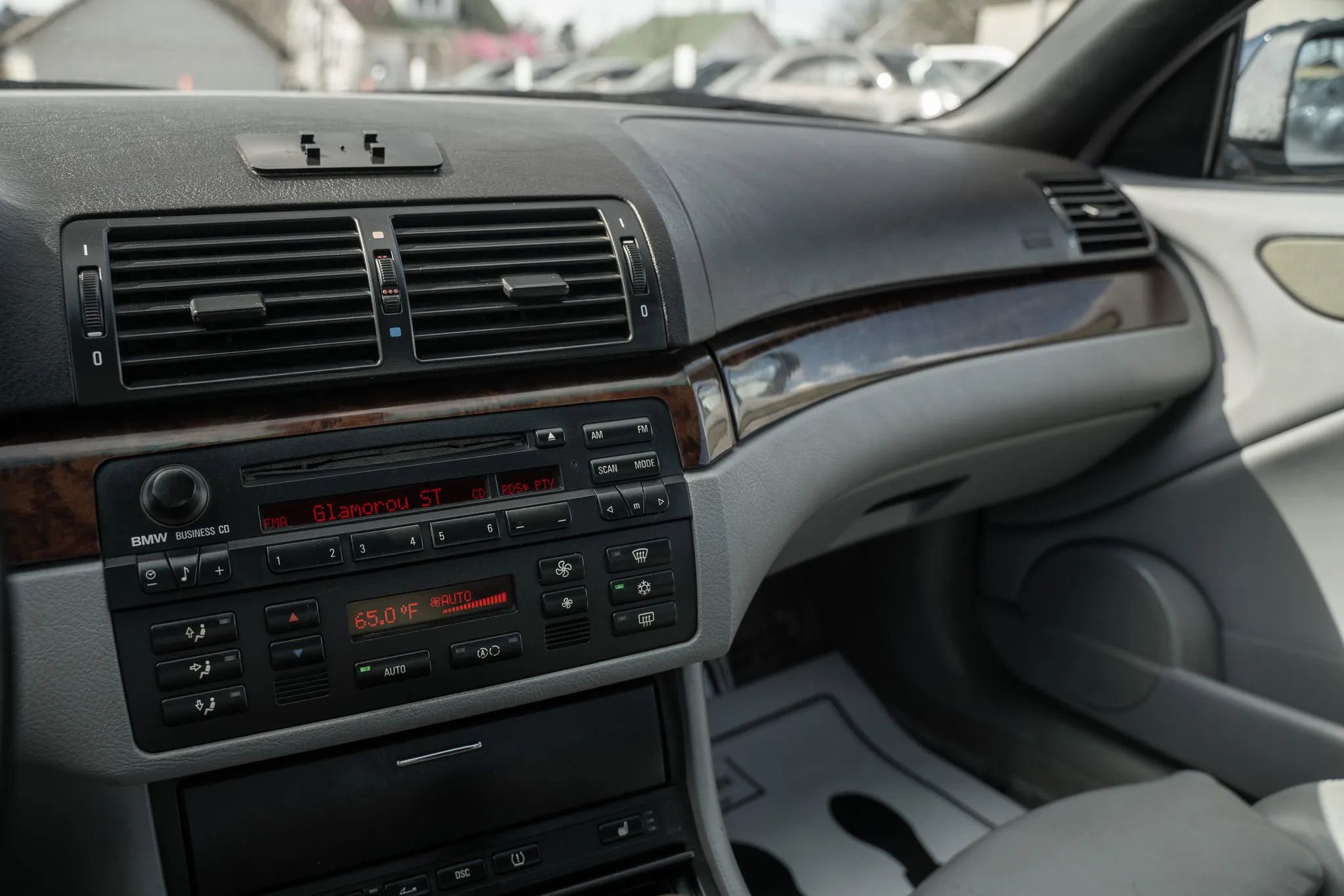 Used 2005 BMW 330Ci Convertible RWD image 19