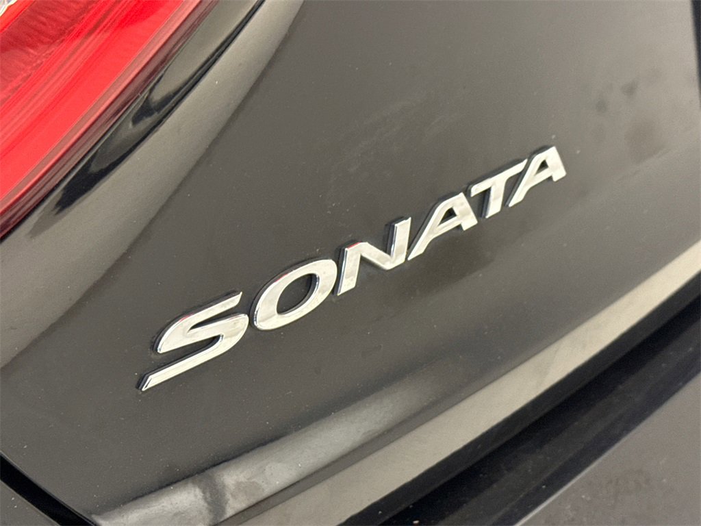 Used 2015 Hyundai Sonata Sport image 12