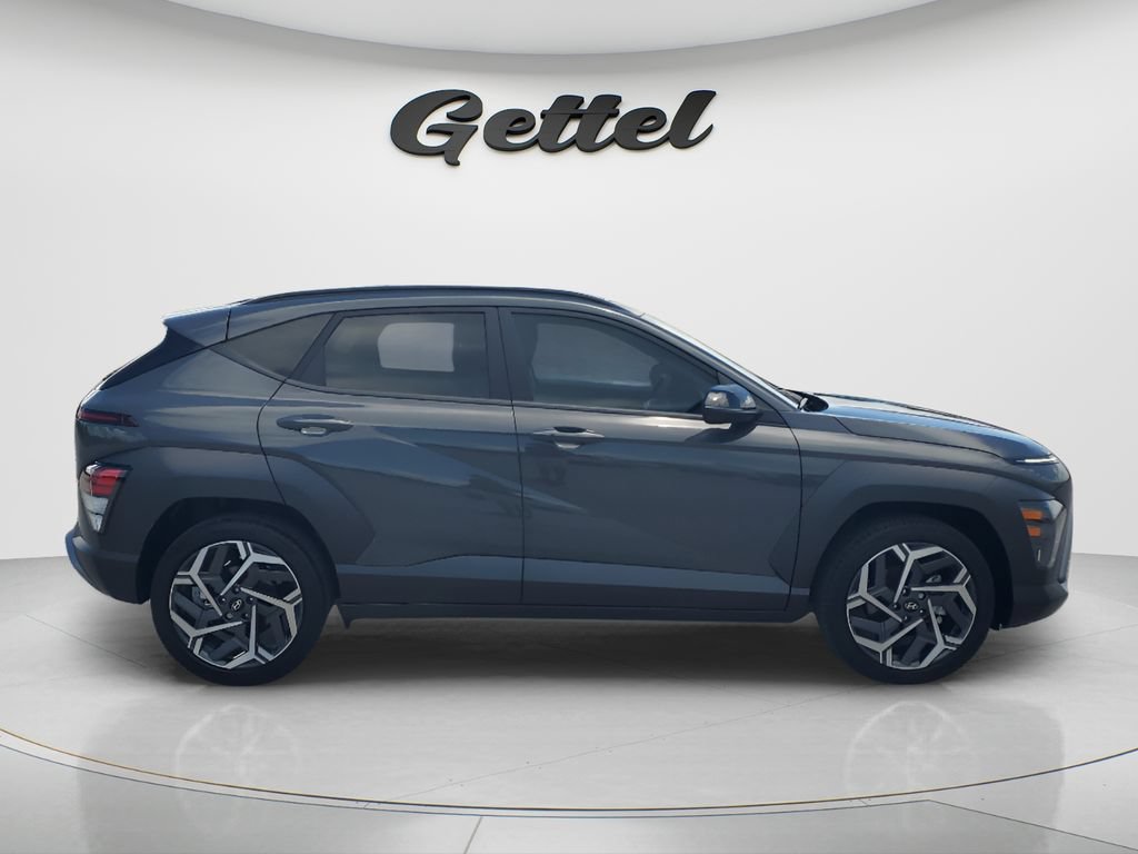 Used 2026 Hyundai Kona SEL Premium FWD image 4