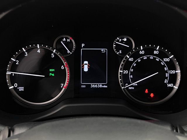 Used 2022 Lexus GX 460 Premium w/ Accessory Package AWD/4WD image 23