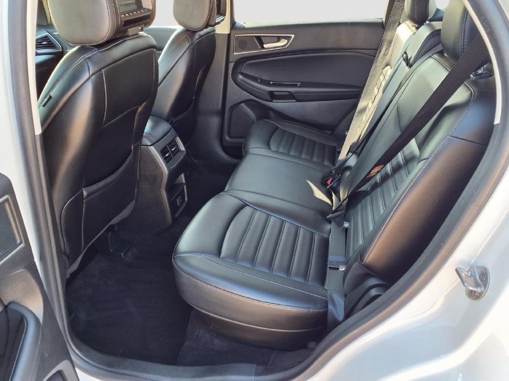 Used 2020 Ford Edge SEL FWD image 24
