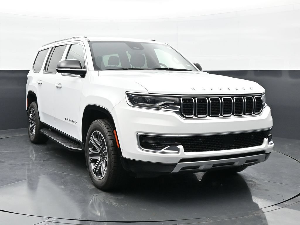 Used 2025 Jeep Wagoneer Series II w/ 8-Passenger Seating Package AWD/4WD image 4