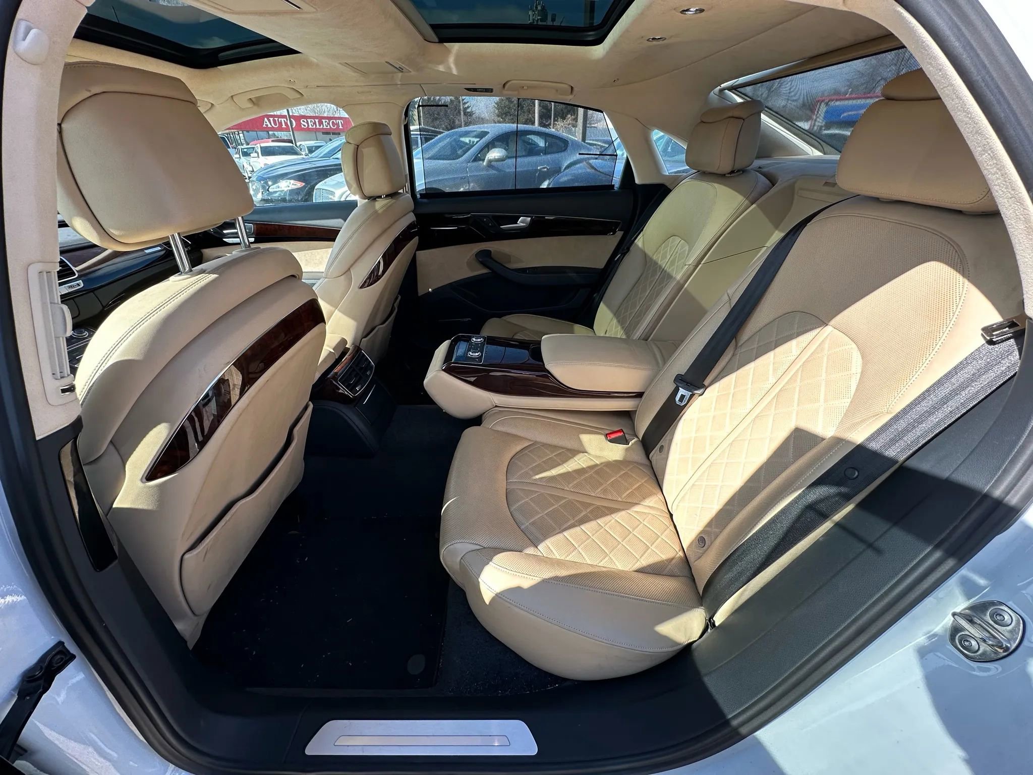 Used 2014 Audi A8 L 4.0T w/ Luxury Package image 16
