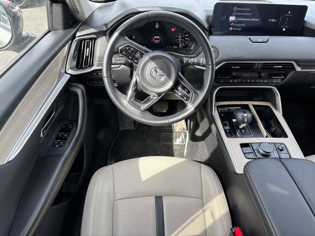 Certified 2025 MAZDA CX-70 Plug-In Hybrid w/ Premium Pkg image 18