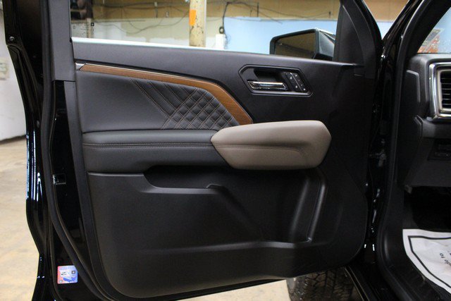 New 2026 GMC Canyon Denali AWD/4WD image 17