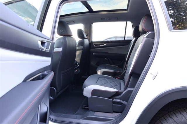 New 2026 Volkswagen Atlas Peak Edition image 23