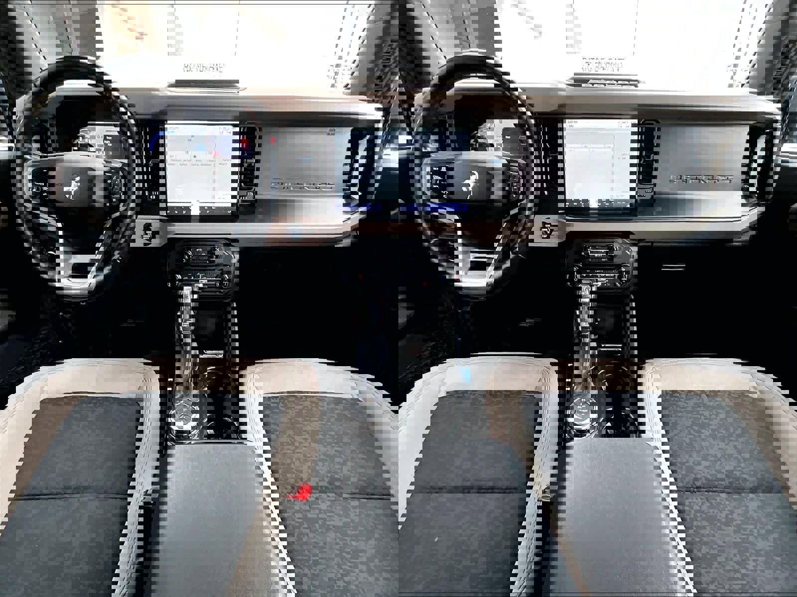 Used 2022 Ford Bronco Wildtrak image 22