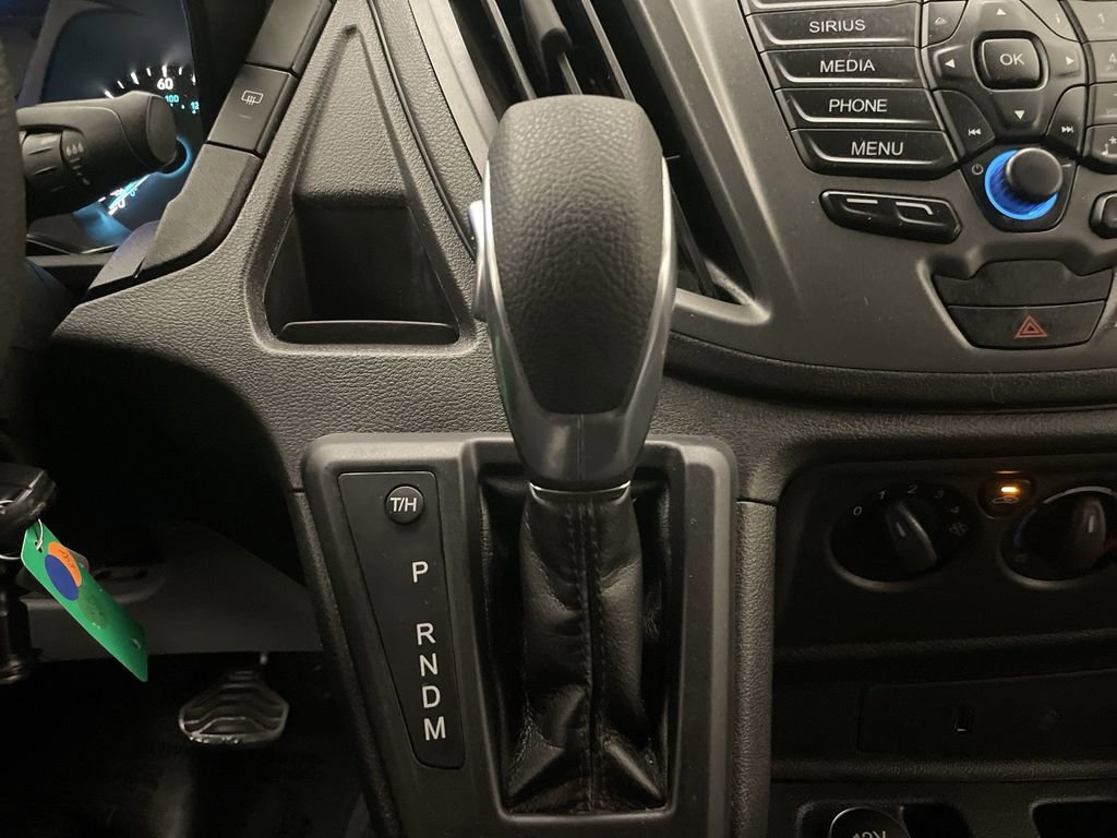 Used 2019 Ford Transit 350 XL image 9