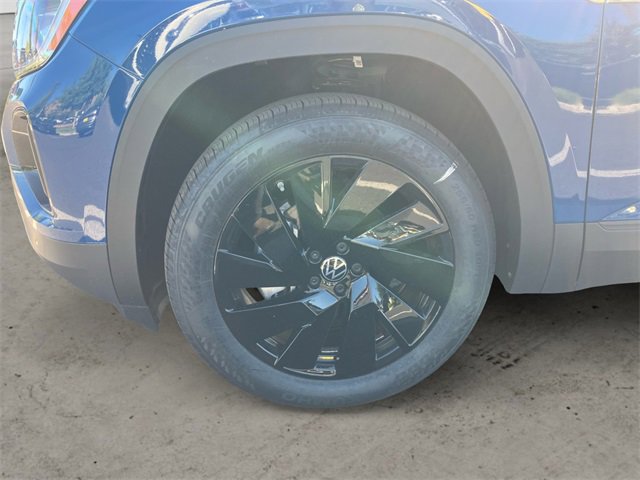 New 2025 Volkswagen Atlas Cross Sport SE image 14