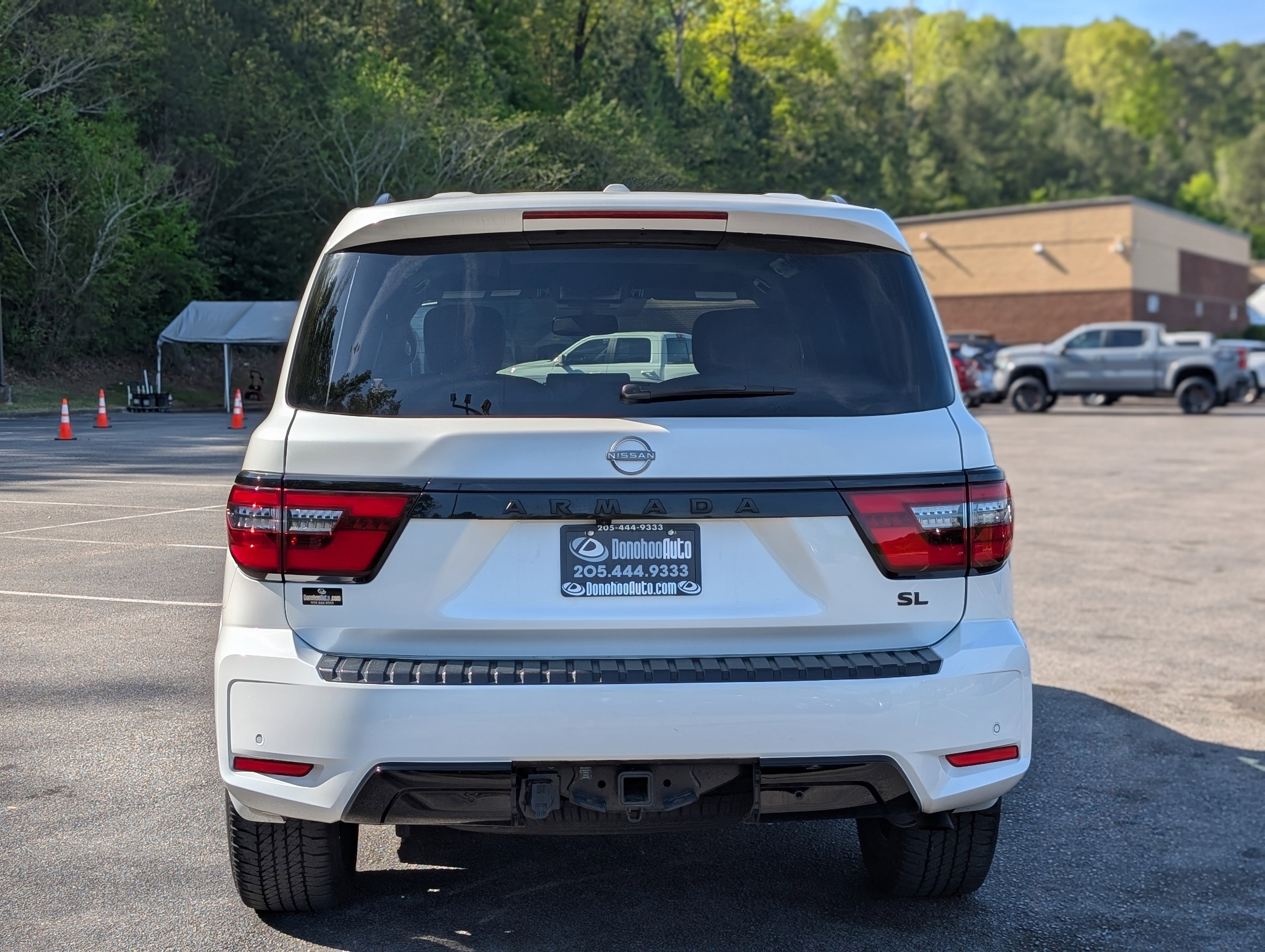 Used 2023 Nissan Armada SL w/ Midnight Edition Package image 8