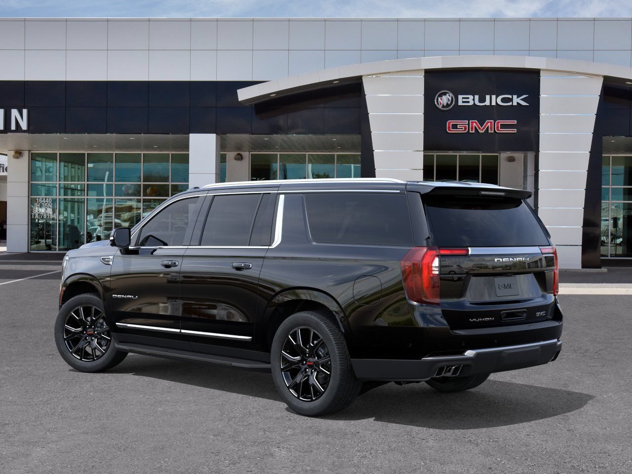 New 2026 GMC Yukon XL Denali w/ Advanced Technology Package AWD/4WD image 3