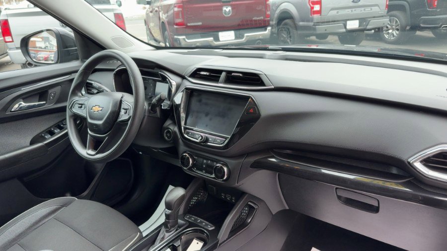 Used 2022 Chevrolet TrailBlazer LT w/ Convenience Package image 16