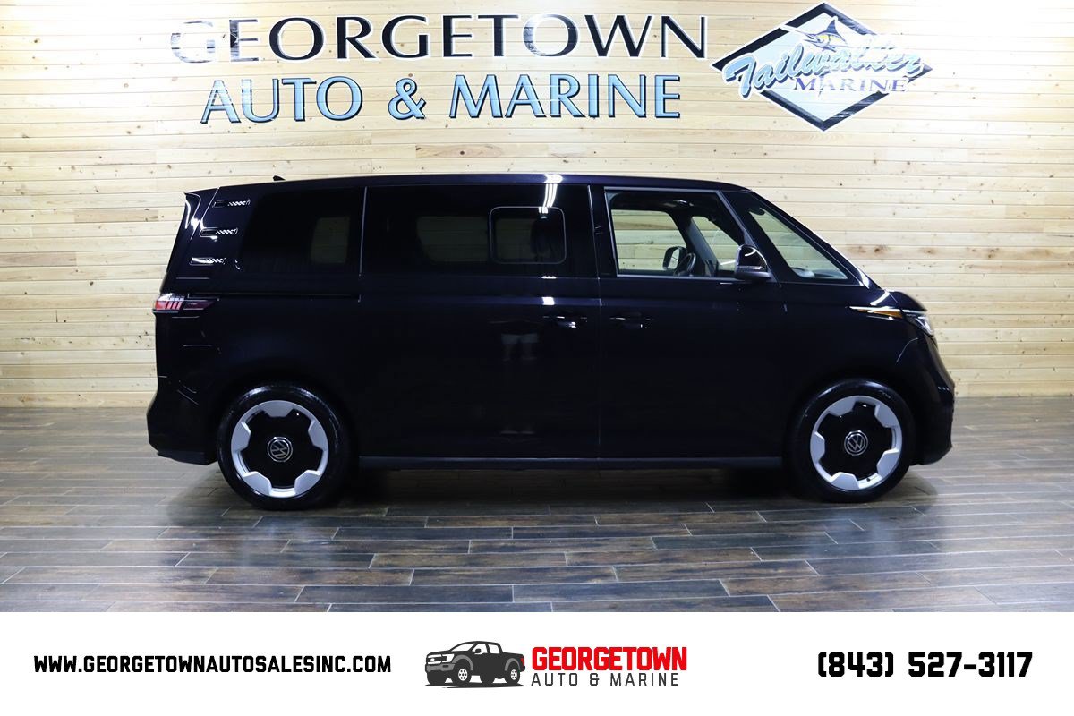 Used 2025 Volkswagen ID. Buzz Pro S RWD image 1