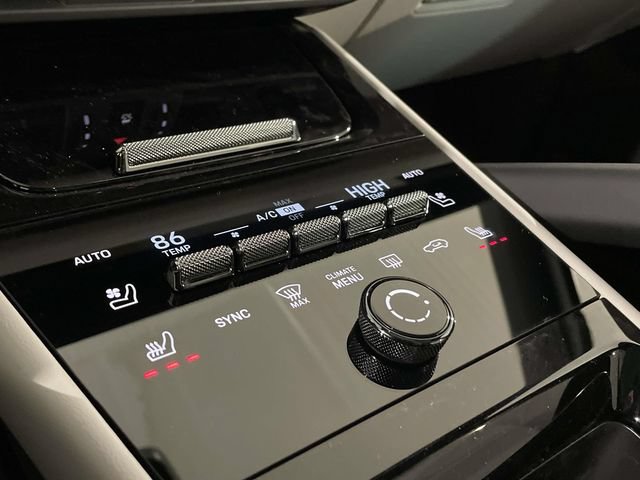 New 2026 Porsche Cayenne E-Hybrid Coupe AWD/4WD image 33