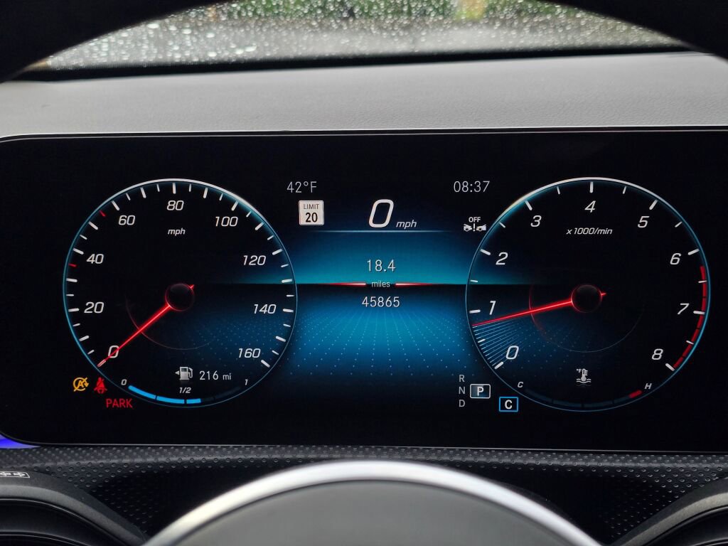 Used 2023 Mercedes-Benz CLA 250 4MATIC image 38