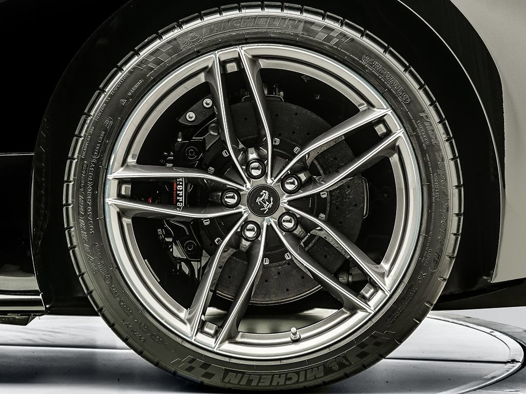 Certified 2019 Ferrari 488 Spider RWD image 34