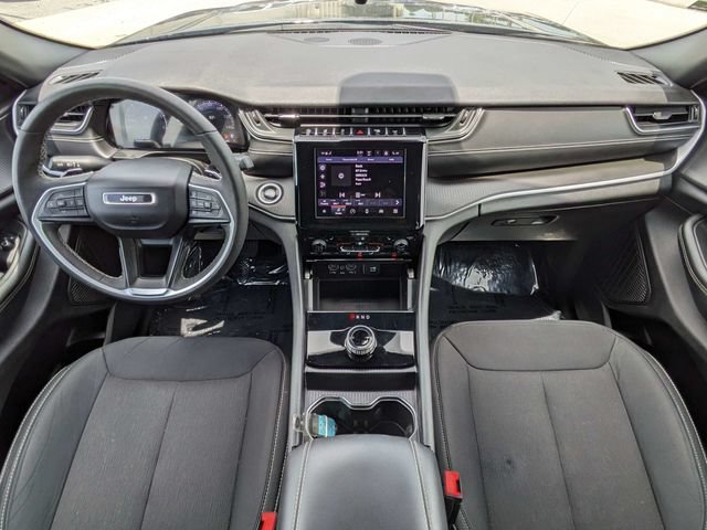 Certified 2024 Jeep Grand Cherokee Laredo X w/ Luxury Tech Group I AWD/4WD image 17